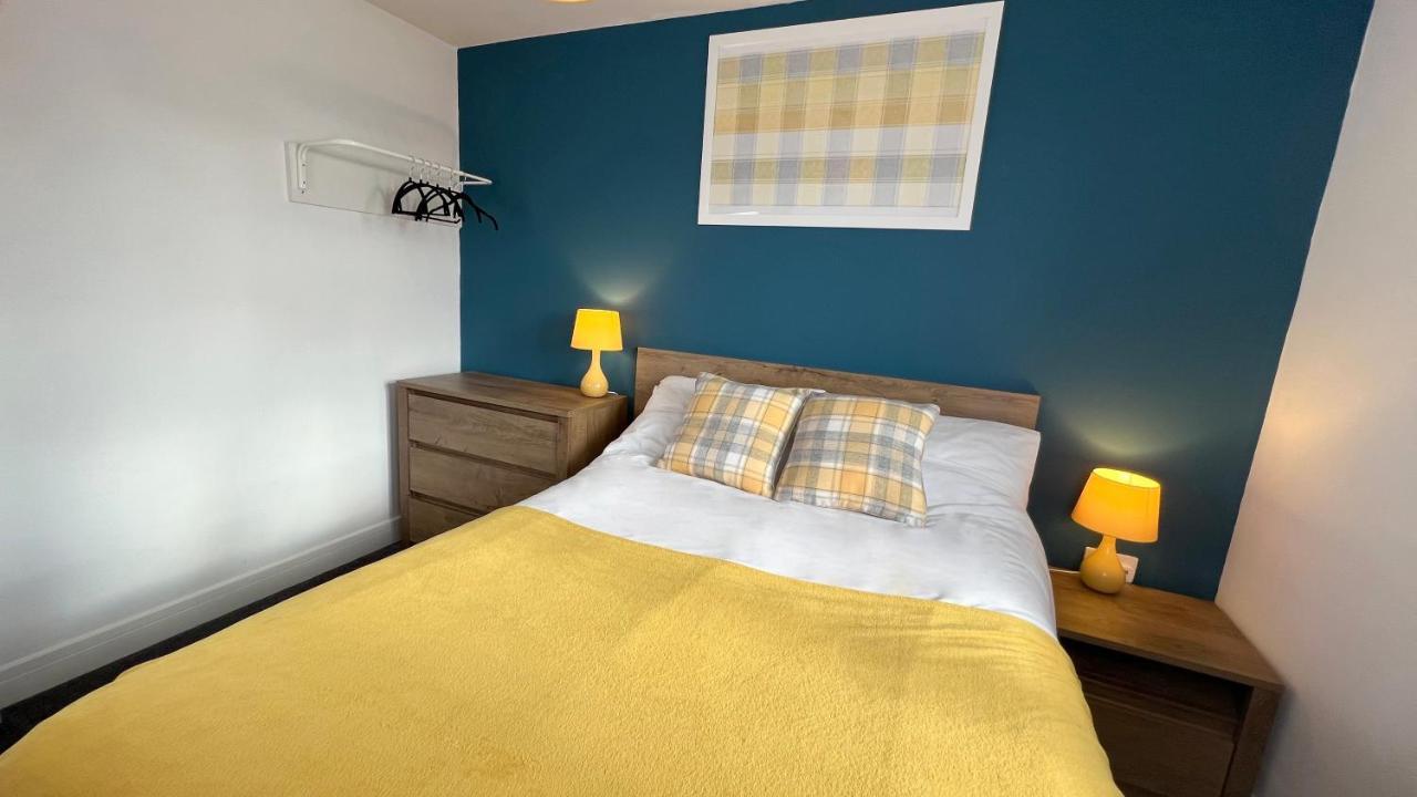 Cross Court, Stafford By Bell Apartments Exterior foto