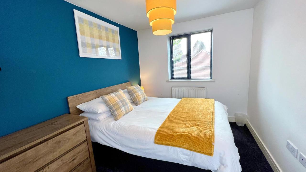 Cross Court, Stafford By Bell Apartments Exterior foto